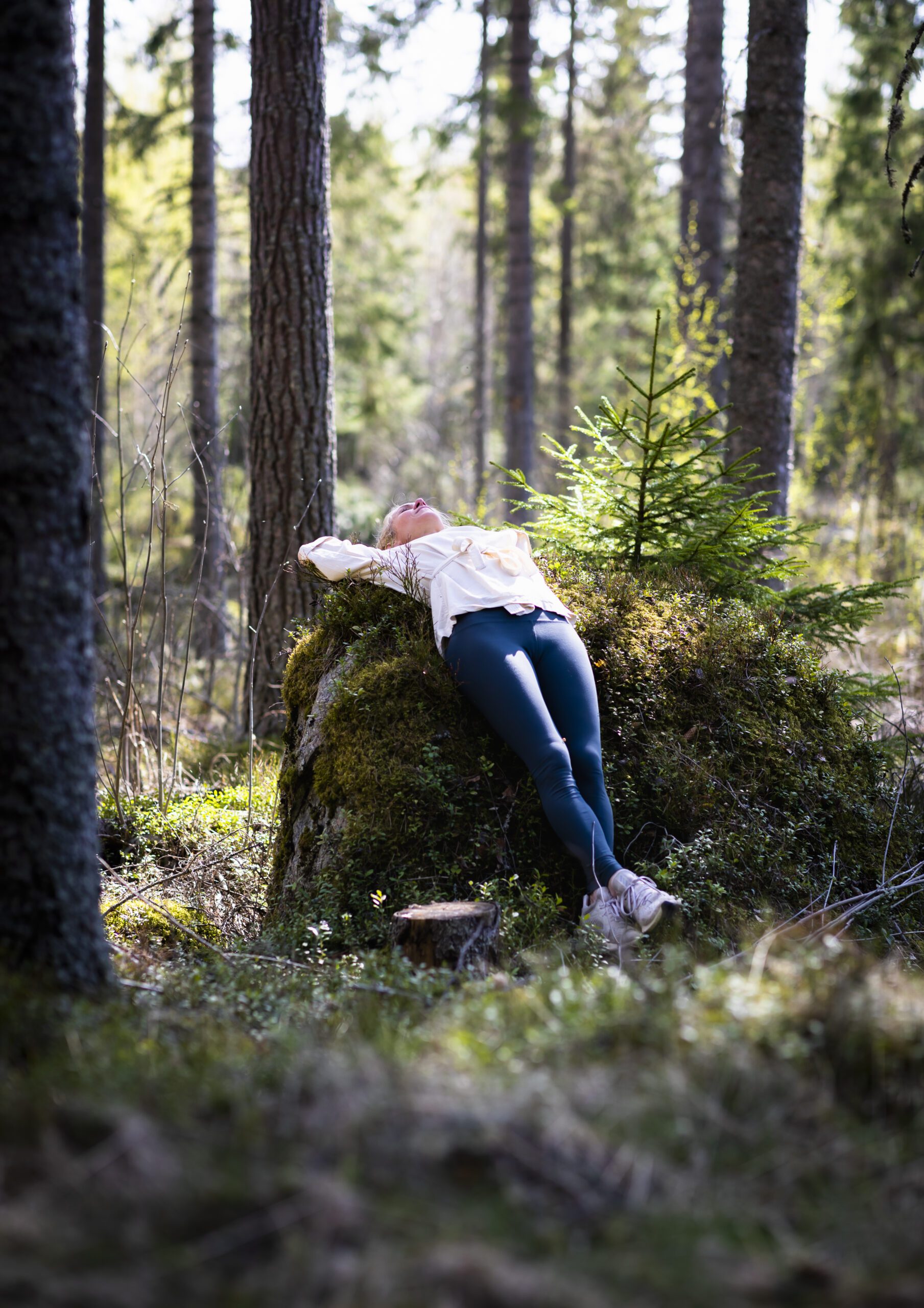 Skogsbad för att bli stressfri Jenny Kay skogsbads guide